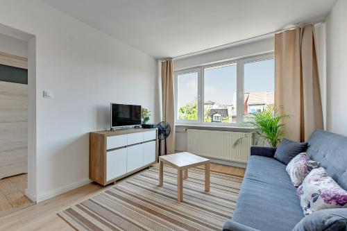 One-Bedroom Apartment image 2