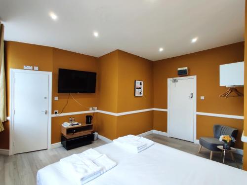 The Swan Hotel - image 2