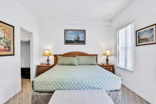 Palm Harbor Hideaway