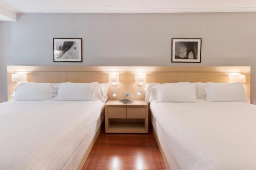 Queen Room with Two Queen Beds - Non-Smoking