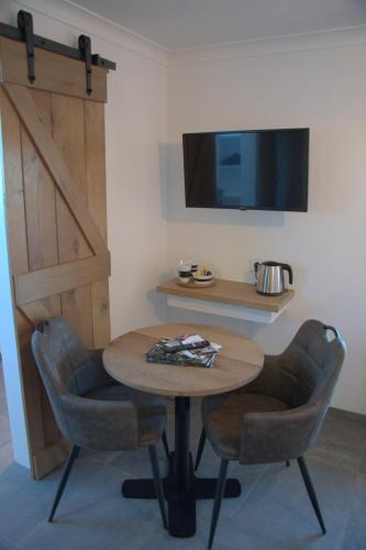 Logis Hotel Restaurant la Hutte Lurette Room Type - Deluxe Room