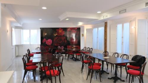 La Casa de Las Camelias