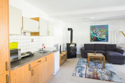 Natúra Panzió&Apartmanház (Natura Panzio&Apartmanhaz) in Orfű