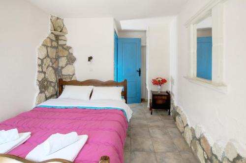 2 twin beds