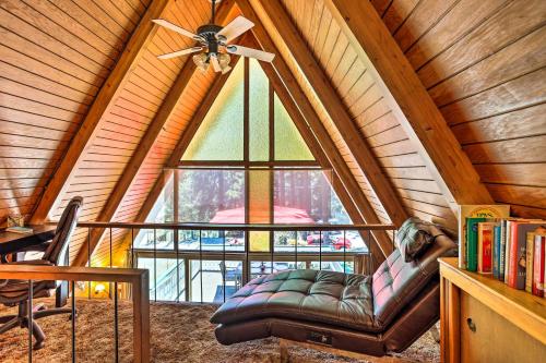 Running Springs A-Frame with Deck and Mtn Views! in 기타