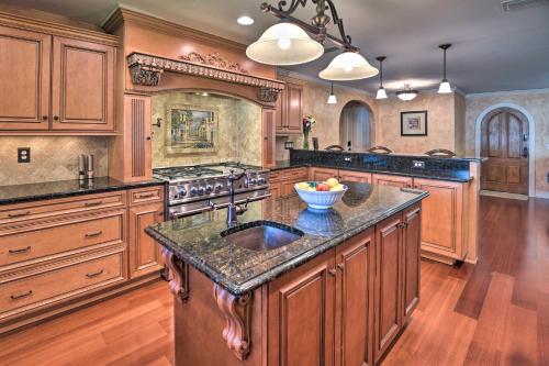 Relaxing Port Orange Home - 5 Miles to Beach! - image 6