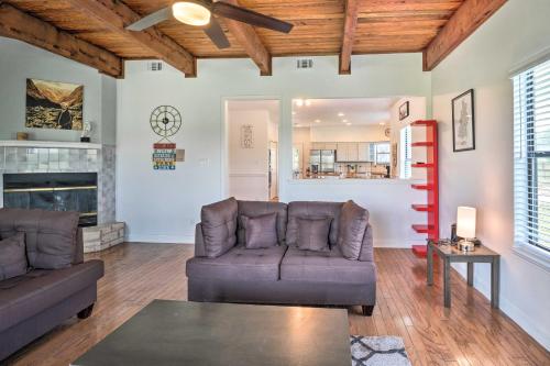 Gingerland Ranch in Del Valle Game Room and Porch in Del Valle, USA