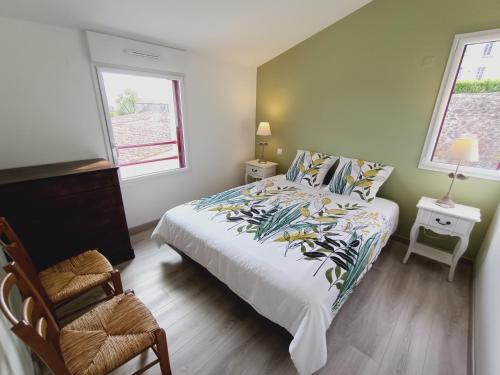 Gîte atypique plus haut de Vendée 10mn Puy duFou (Gite atypique plus haut de Vendee 10mn Puy duFou) in Saint-Michel-Mont-Mercure