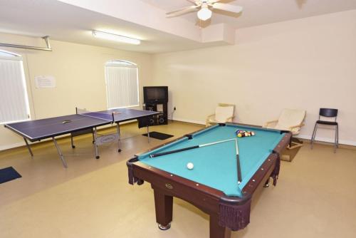 5 Bed High Grove Pool Spa Game Room home - image 9