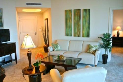 Monthly Snowbirds Welcome! condo - main image