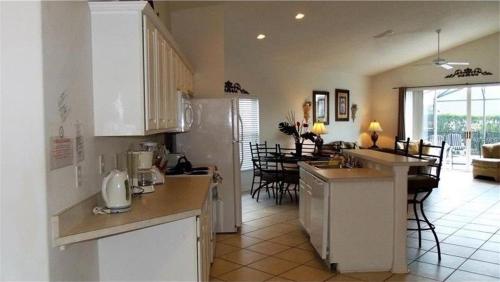 Glenbrook Lovely 4 Bed Pool Spa Home! villa in Orlando, USA