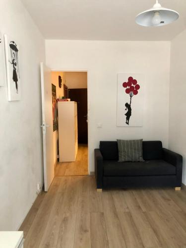 Cool & Central 2 bedroom in heart of Eaux-vives