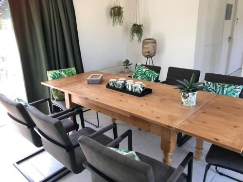 Iekārtas, Huisje op den Diek in Sint Kruis
