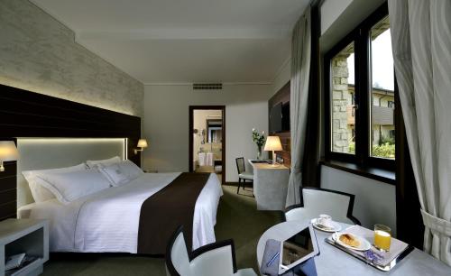 1 queen bed