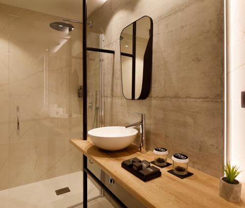 NUMA HOTEL BOUTIQUE - image 4
