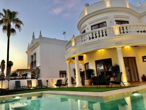 La Quinta Hacienda 