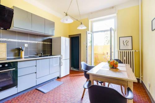 SPACIEUX APPARTEMENT EN HYPER CENTRE HOME SOFT