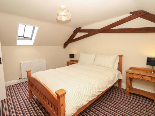 Battens Northleigh Colyton - image 3