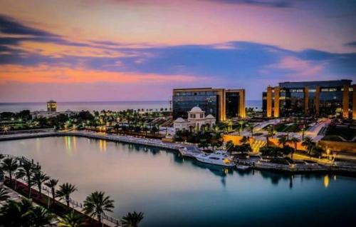 1 The luxury home برج الشاطئ واحد للعوائل فقط