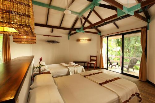 303815687 Villa Maya