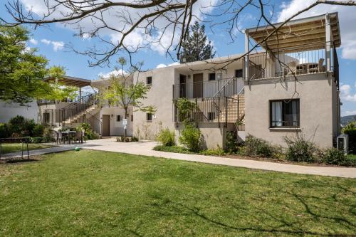 A szálláshely kívülről, Holiday Village Kibbutz Mizra in Mizra