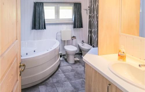 Cozy Home In Rechlin With Sauna - image 4