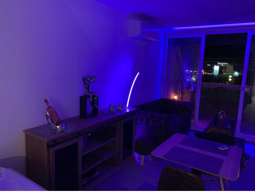 Village naturiste Studio luxe CHESTERFIELD heliopolis C