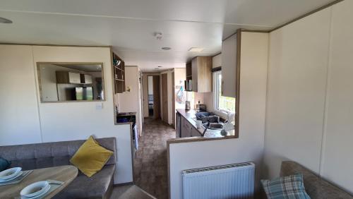 Luxury 2019 8 berth Caravan with Hot Tub @ Tattershall Lakes