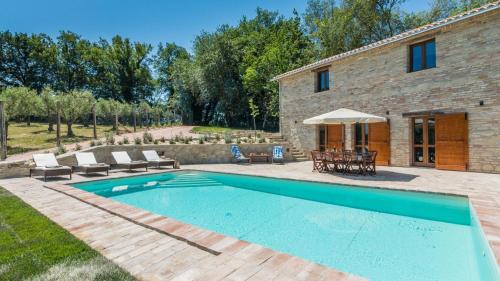 A környék, Villa Malu in Mogliano