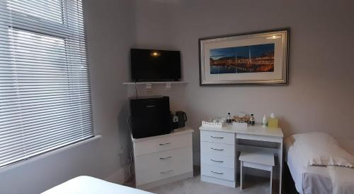 Capri Guest House - image 11
