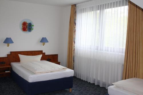 Alpina Lodge Hotel Oberwiesenthal 560m von Oststraße entfernt