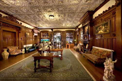 Lobby, WelcomHeritage Fernhills Royal Palace in Fern Hills