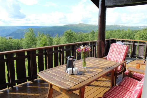 Storemyr by Norgesbooking - cabin with amazing view in Myro