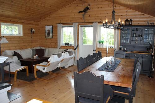 Storemyr by Norgesbooking - cabin with amazing view in Myro
