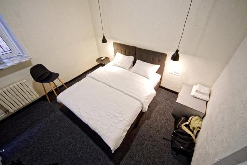 1 queen bed