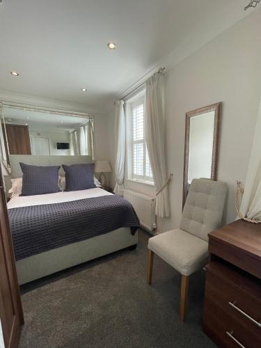 Grosvenor Lodge Guest House near 1st Tee