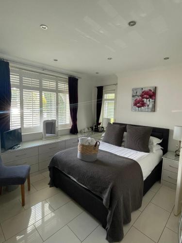 Grosvenor Lodge Guest House near 1st Tee