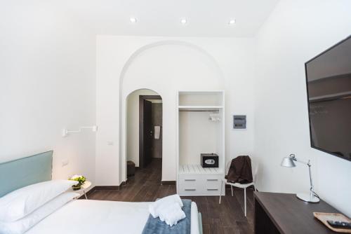 Classic Double Room image 1