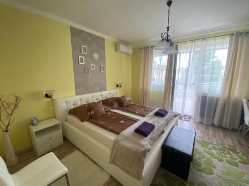 Eszter Apartman in เอเกอร์