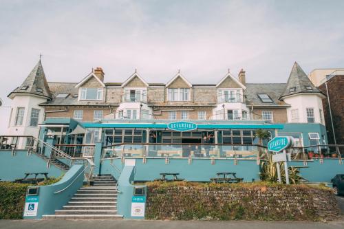 View, Oceanside Lifestyle Hotel in Newquay