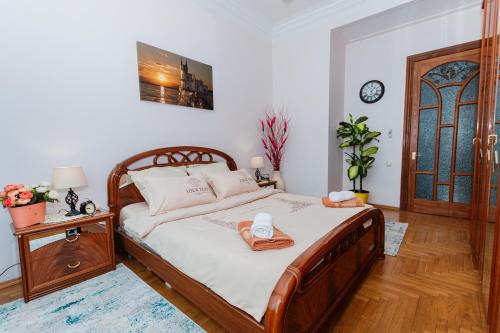 Lakshmi Club Apartment 3-bedroom - image 6