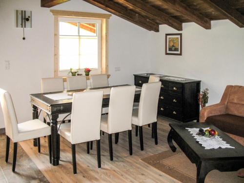  Apartment Rieser - NIT130 by Interhome in Umhausen