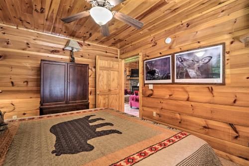 Warm Gatlinburg Cabin with Panoramic Mtn Views! - image 11