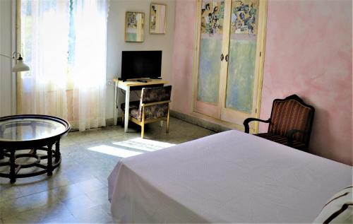 Chambre double, salle de bain privée