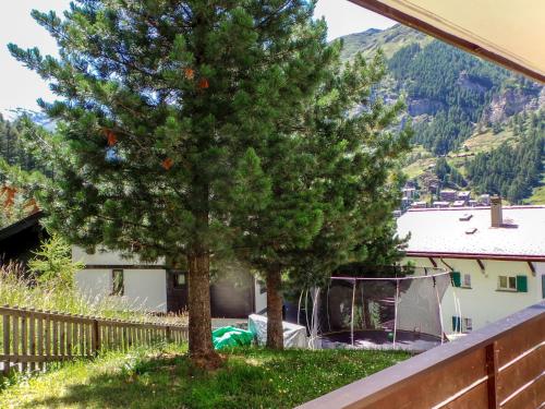 Apartment Kondor by Interhome, Zermatt (photo 9)