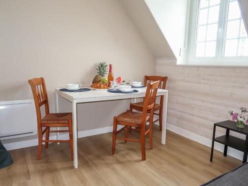 Holiday Home Les Hortensias by Interhome in Plogastel-Saint-Germain