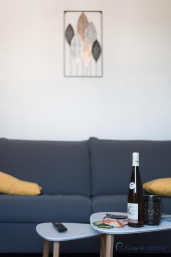 Appartement les pieds dans le sable, vue mer