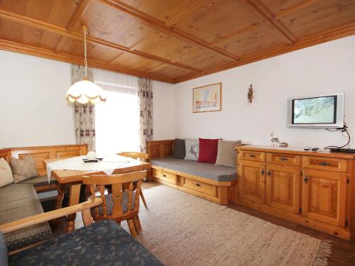 Apartment Michaela by Interhome, Hart im Zillertal (fotografie 2)