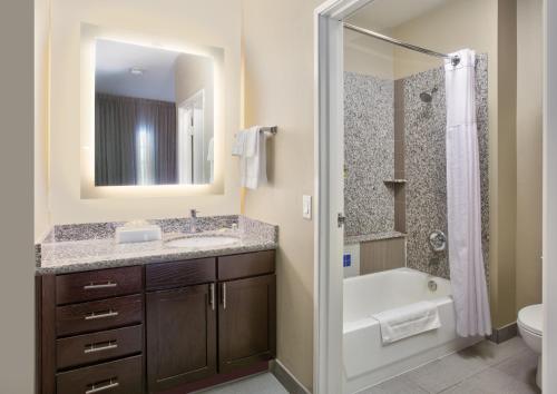 Staybridge Suites Plano - Richardson Area, an IHG Hotel