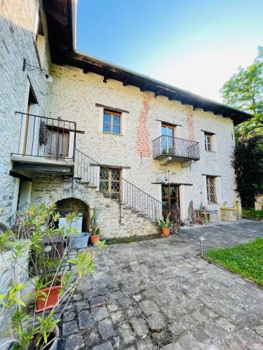 Mulino Gorretta Langhe House with swimming pool